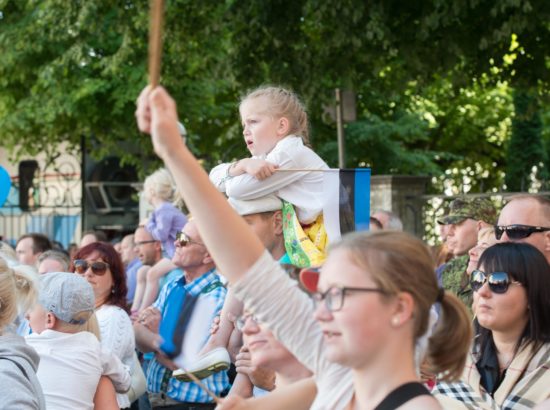 Kontsert "Ei ole üksi ükski maa"